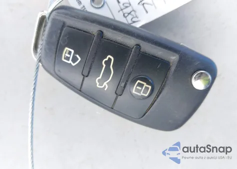 2018 Audi Q3 2.0T Premium/2.0T Sport Premium из США, поврежденный, VIN WA1HCCFSXJR022275